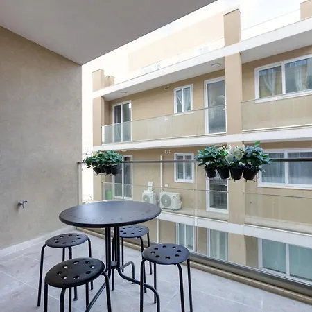 Apartmán Spacious 3br With Balcony Close To Valletta By 360 Estates