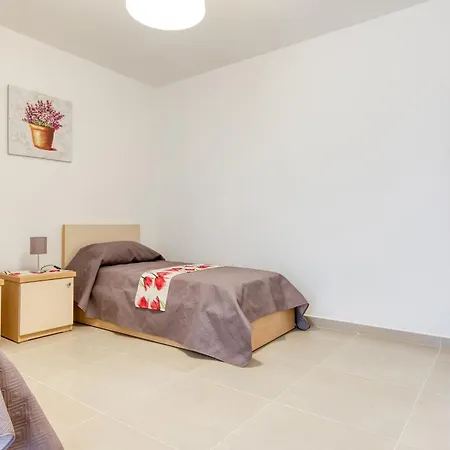 Spacious 3br With Balcony Close To Valletta By 360 Estates Apartmán Msida