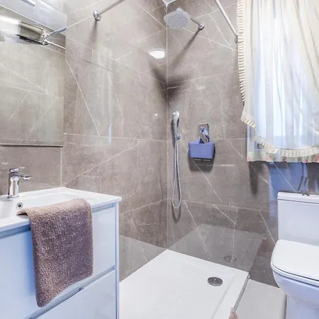 Spacious 3br With Balcony Close To Valletta By 360 Estates *